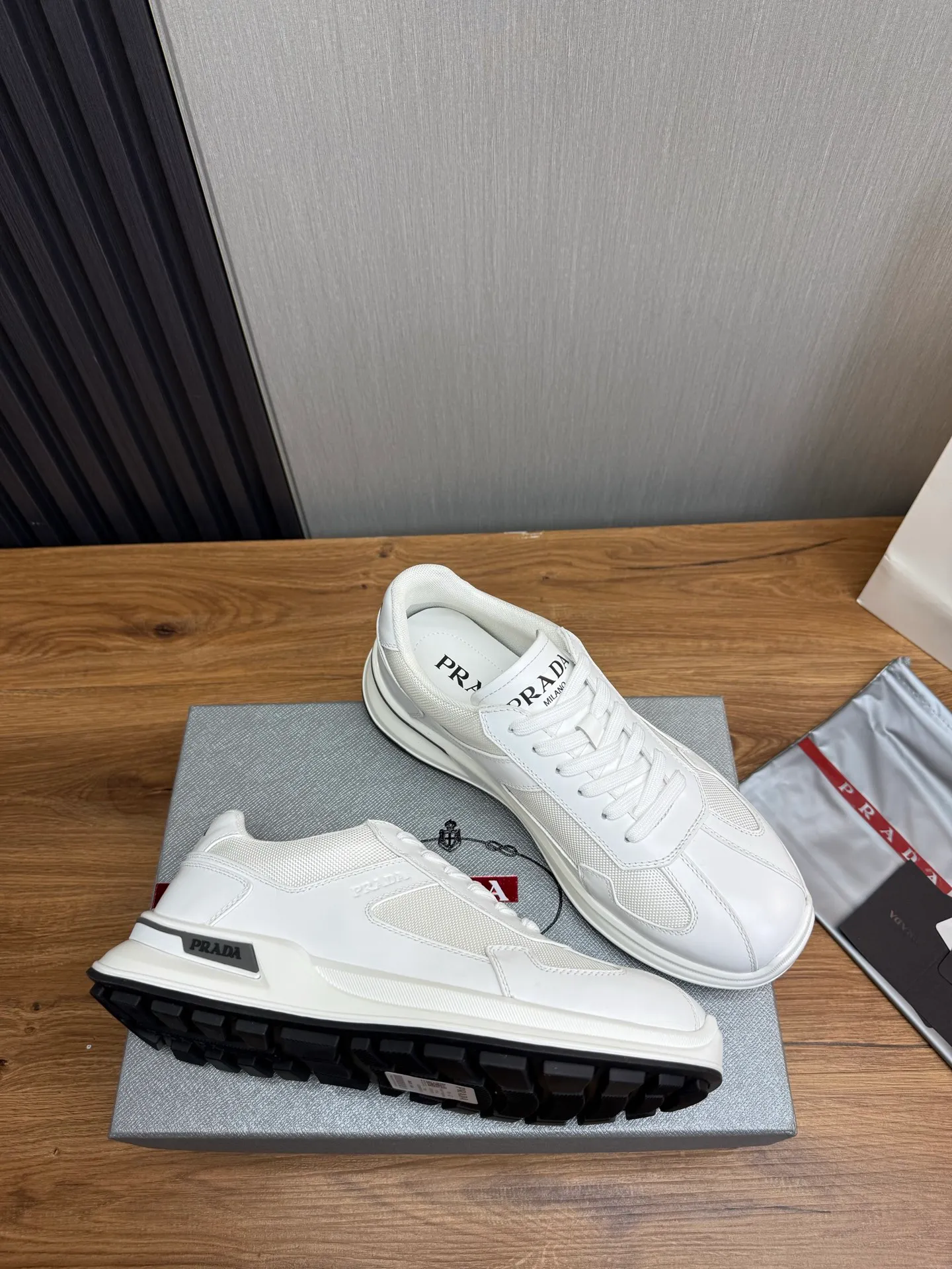 Men's shoes 💰600💰 [PRADA] Popular men's shoes shipped 👏Official website synchronized ⬆️Original cowhide fabric + cowhide lining, 1⃣️:1⃣️reproduction, original sole, 38-45 (45. Customized, non-refundable)